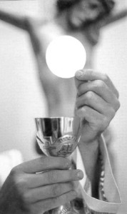 Eucharystia - źródło  i szczyt życia Kościoła.